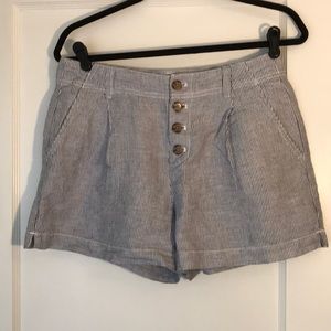 Gap Linen Pinstripe Shorts (4)